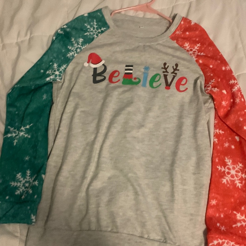 Long sleeve holiday shirt